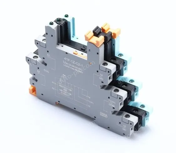KY41F Relay matching base 250VAC (110-240)VAC/DC screw base